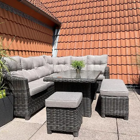 Apartment Wiesenweg W12 *